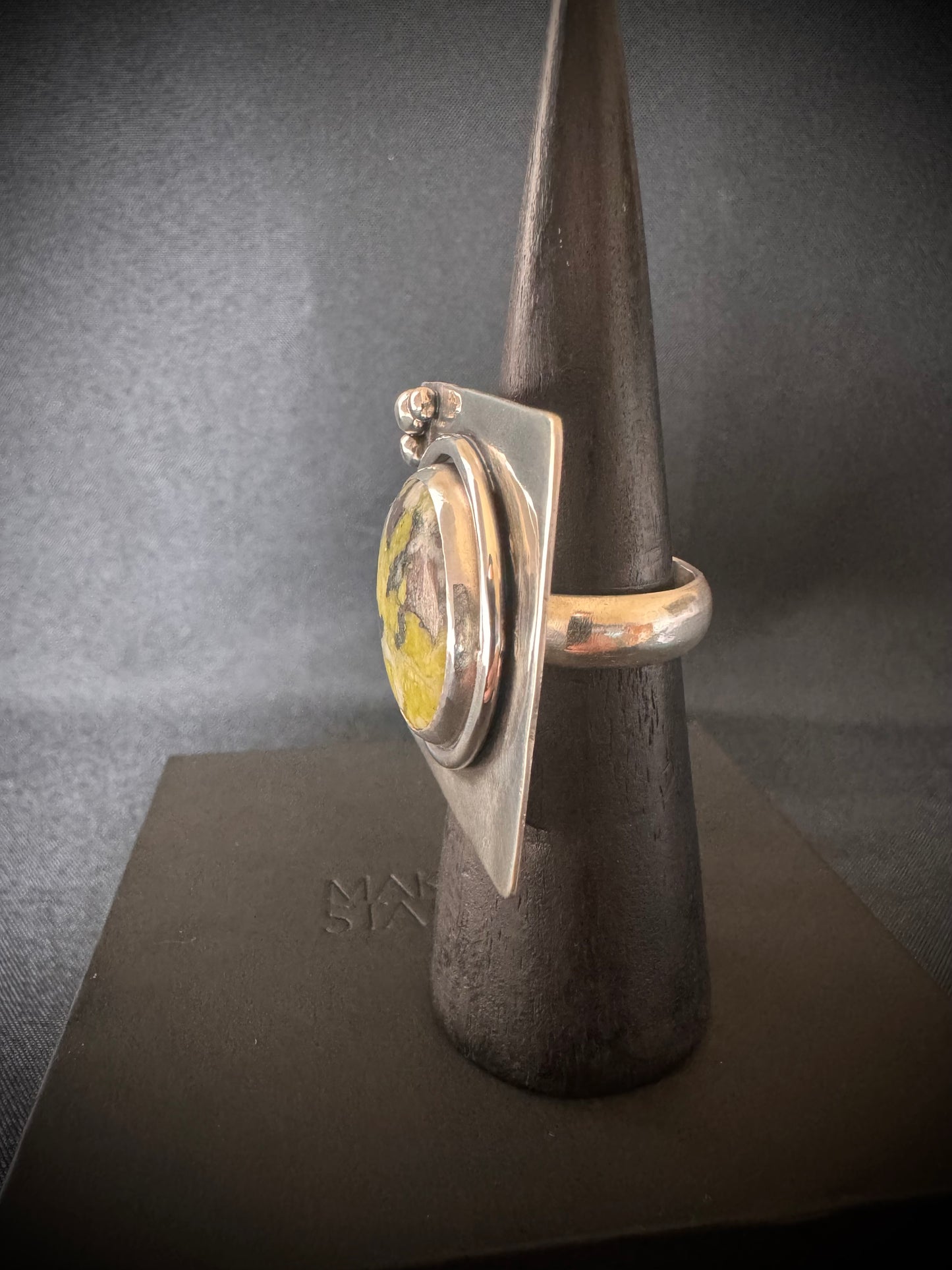 Lizardite Sterling Silver Ring - Size T