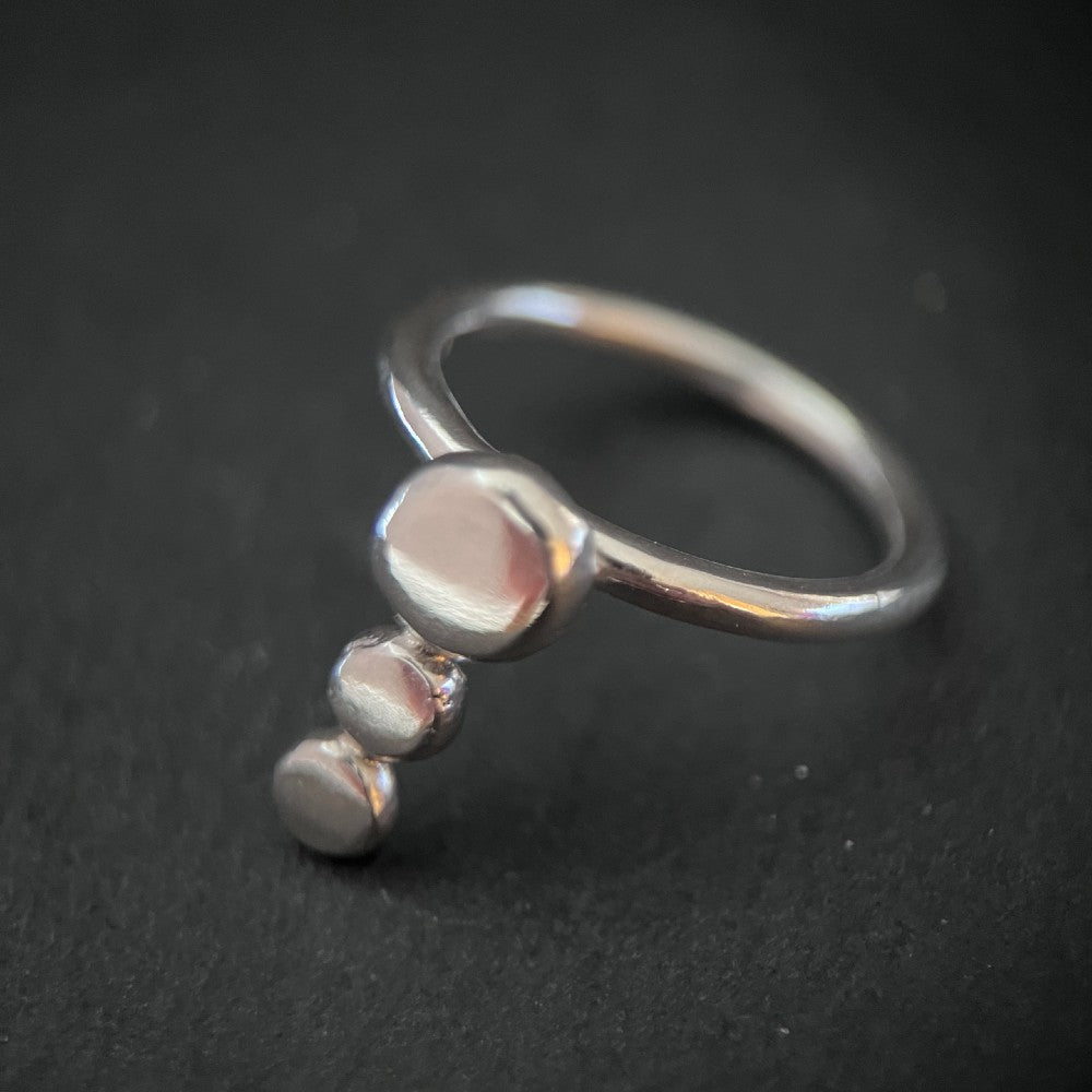 3 Pebble Sterling Silver Ring - Size T