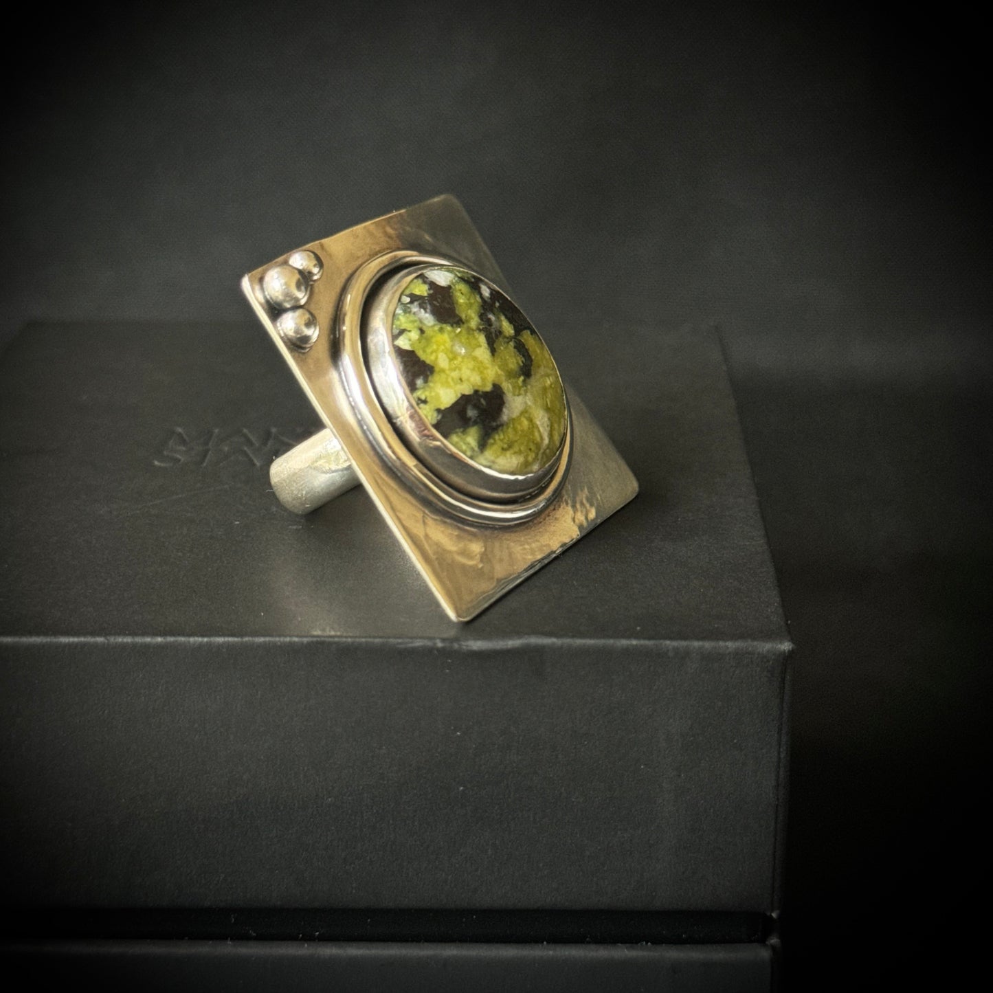 Lizardite Sterling Silver Ring - Size T