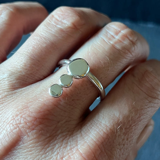 3 Pebble Sterling Silver Ring - Size T