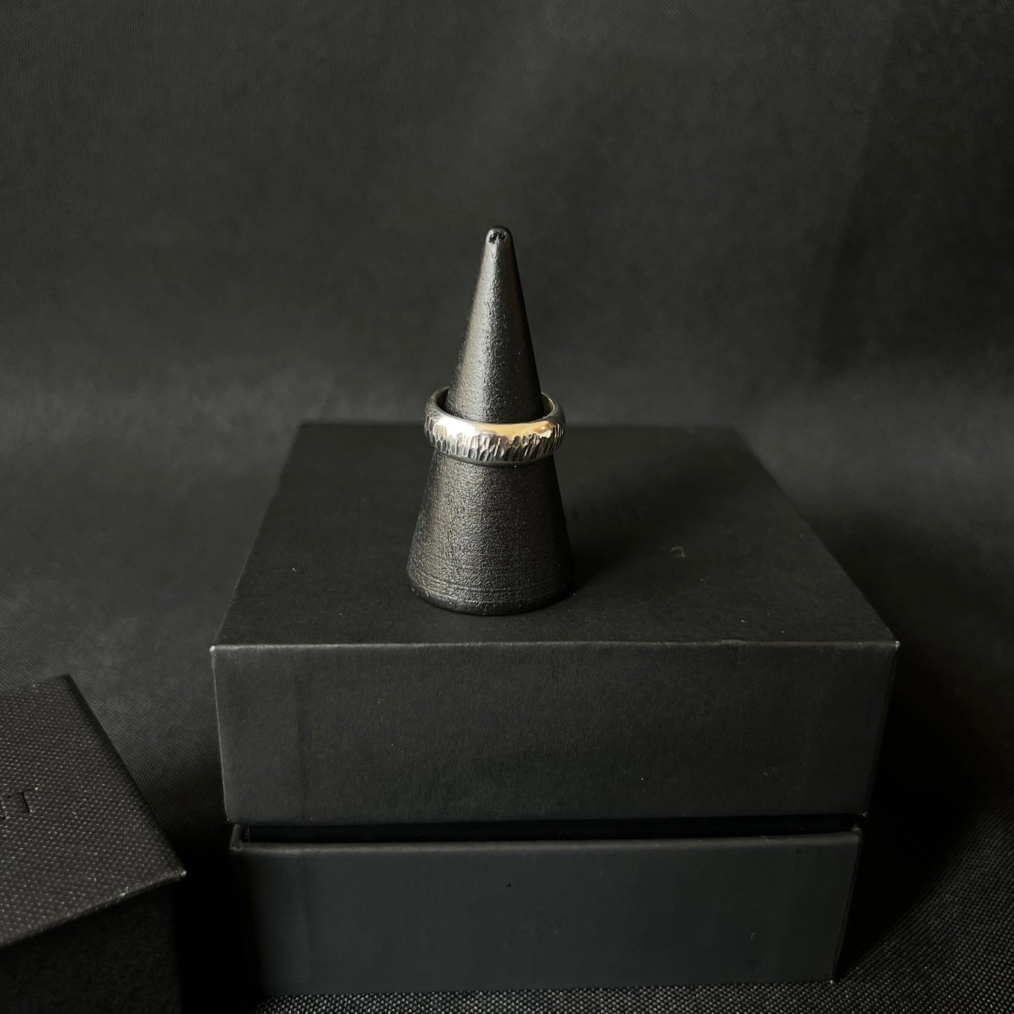 Textured Oxidised Bark Ring - Size J